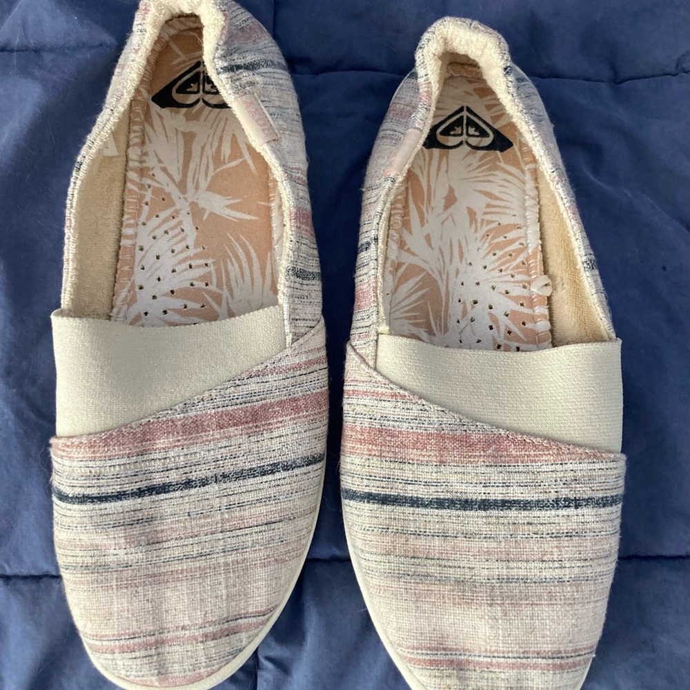 Roxy casual shoe